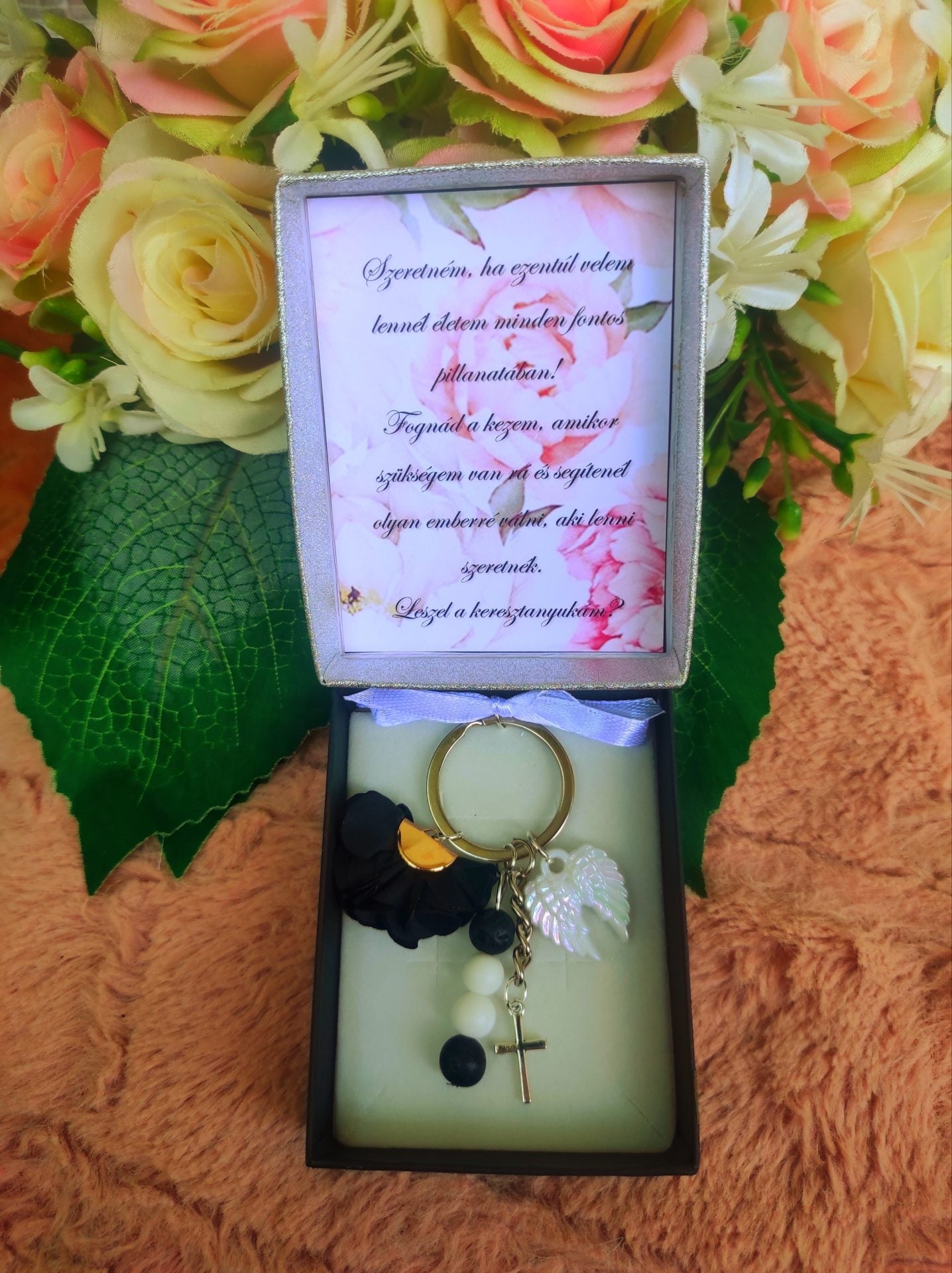 Keresztanya felkérő kulcstartó ajándék